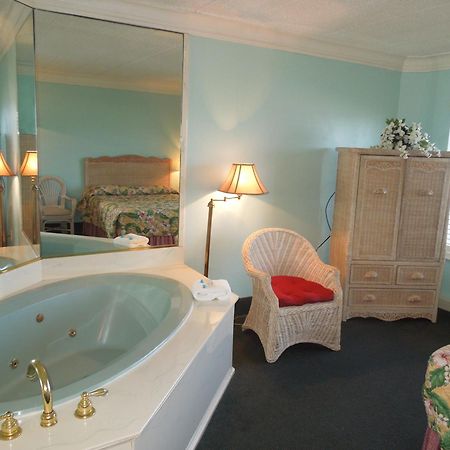 Baymont By Wyndham Virginia Beach Oceanfront Εξωτερικό φωτογραφία