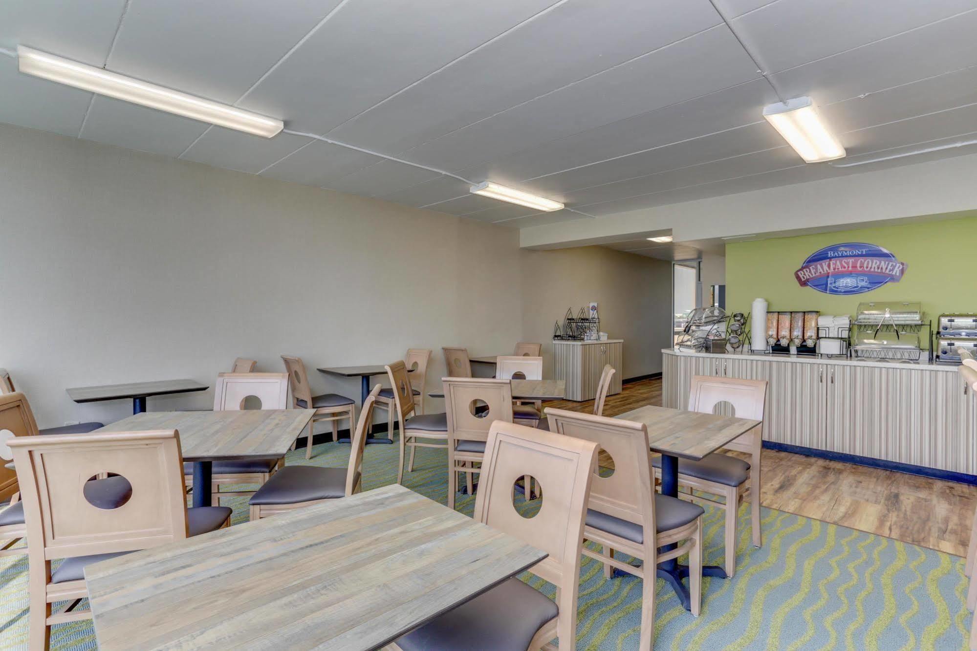 Baymont By Wyndham Virginia Beach Oceanfront Εξωτερικό φωτογραφία