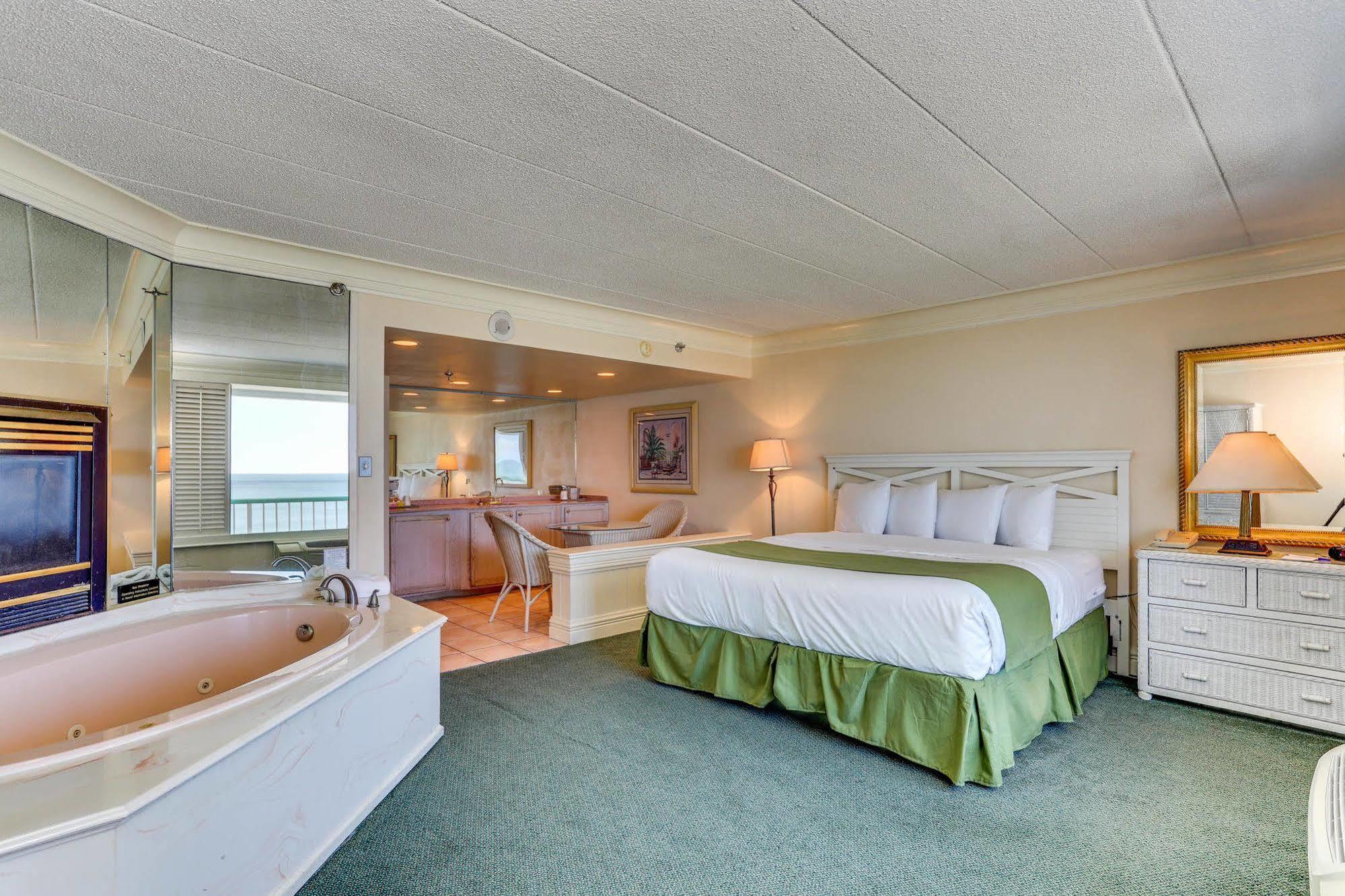 Baymont By Wyndham Virginia Beach Oceanfront Εξωτερικό φωτογραφία