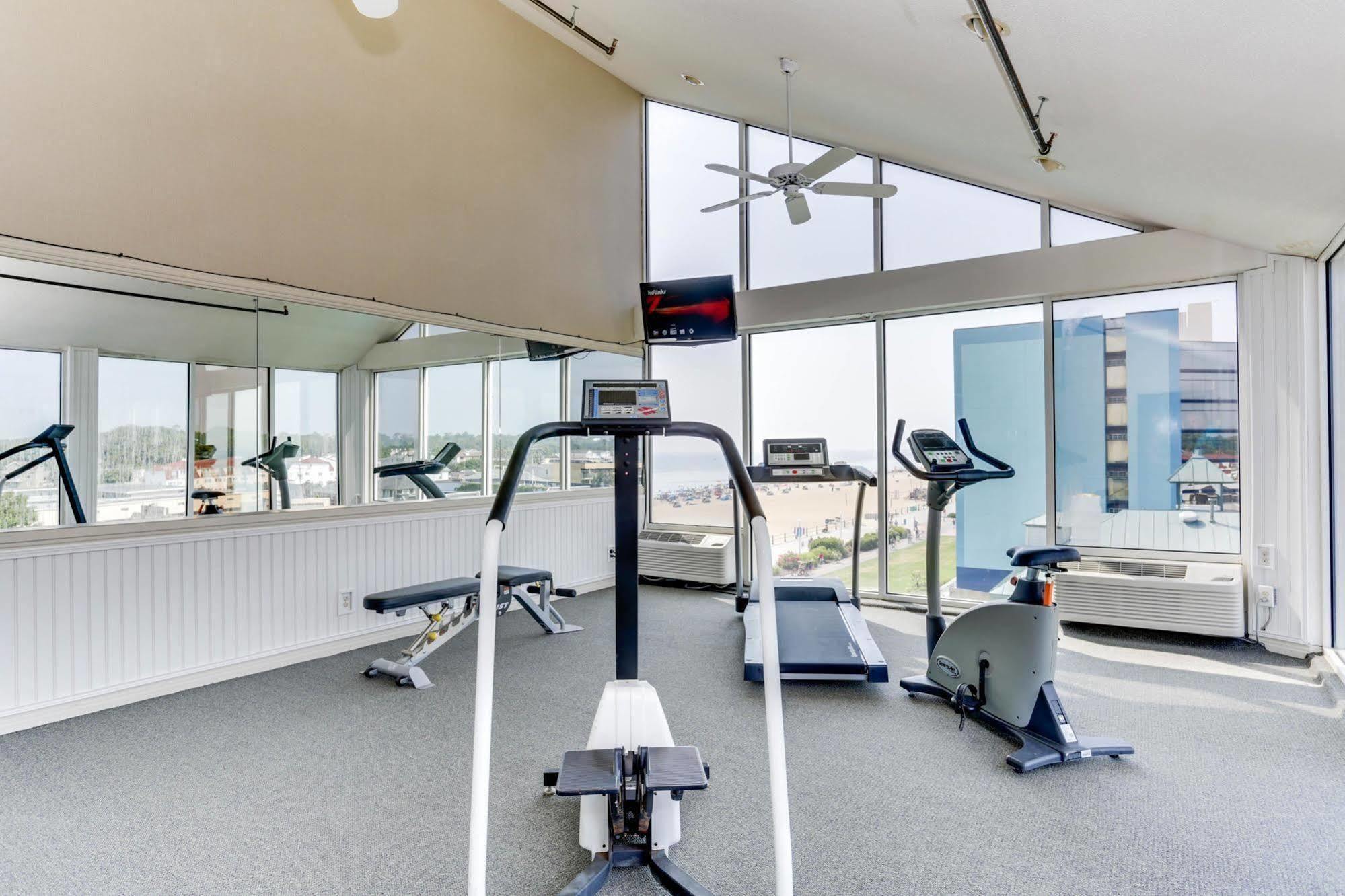 Baymont By Wyndham Virginia Beach Oceanfront Εξωτερικό φωτογραφία